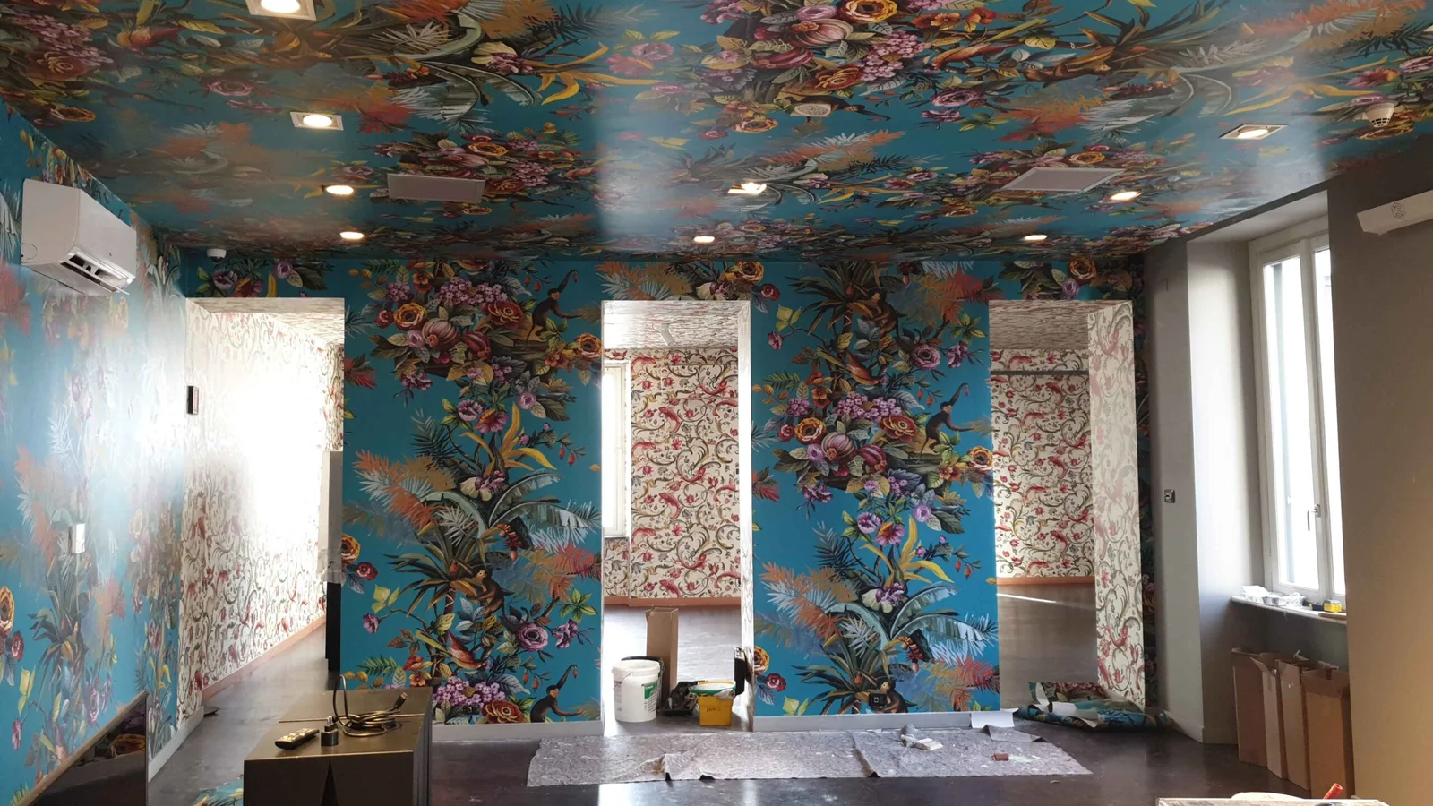 salotto-milano-3_5_11zon-scaled